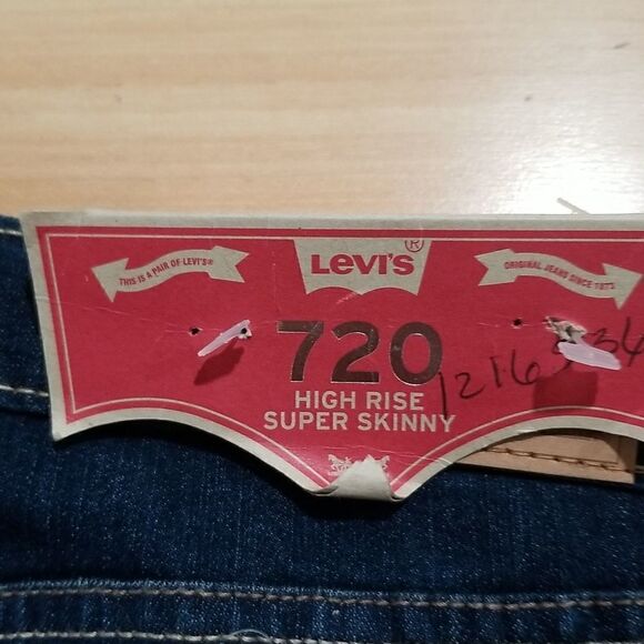 LEVI’S Girls Jeans - size 14 Reg NEW WITH TAGS - Picture 5 of 5